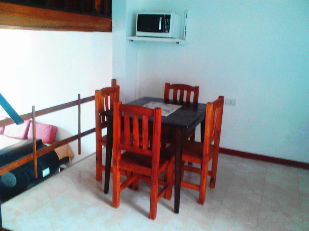 Departamentos Los Almendros Merlo Zimmer foto