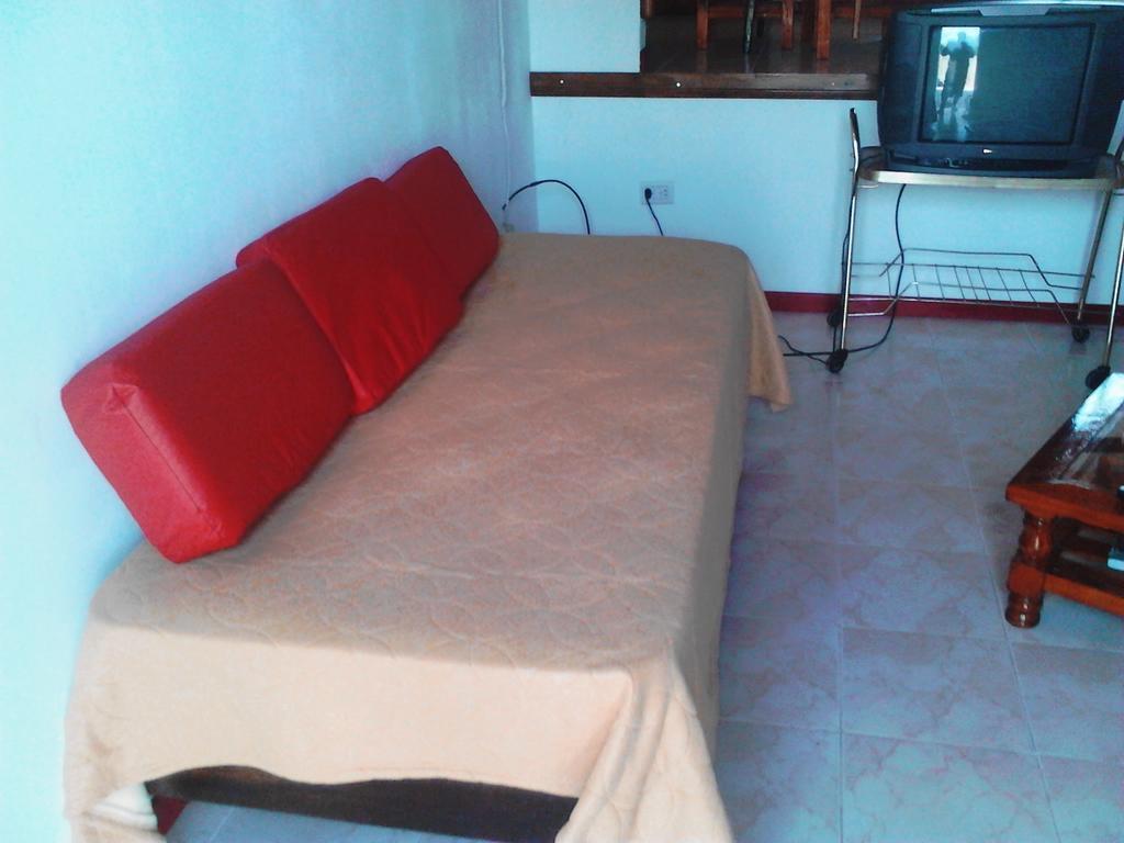 Departamentos Los Almendros Merlo Zimmer foto